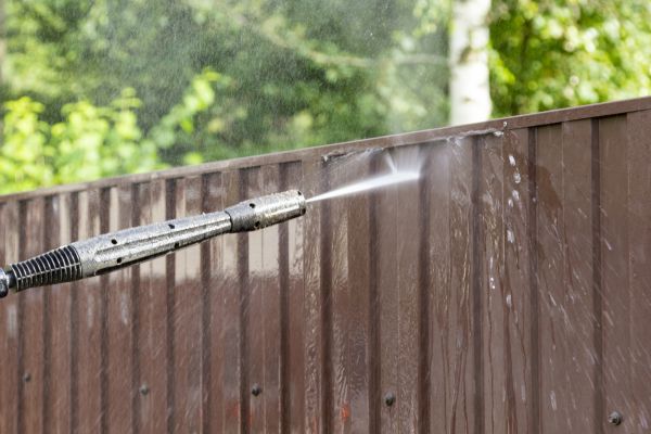 Cost of Vinyl Fence Cleaning in Winston Salem