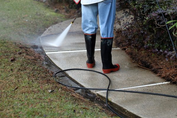 Cost of Sidewalk Pressure Cleaning in Winston Salem
