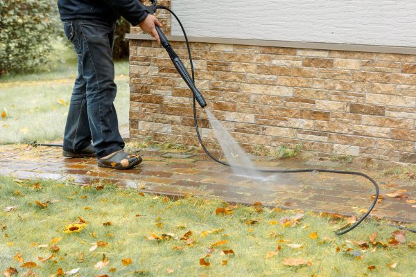Cost of Residential Powerwashing in Winston Salem